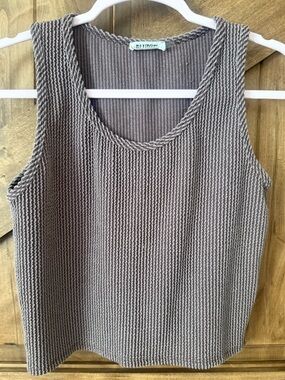 Blumin Ribbed Sleeveless Knit in Dusty Rose. Size L.